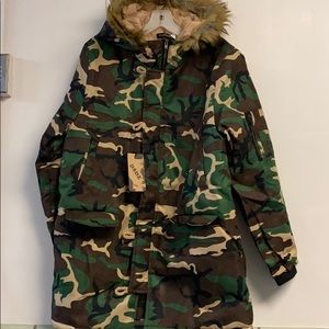 NWT Men’s Winter Coat